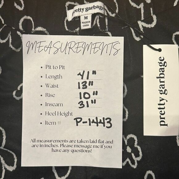 2/$30 Pretty Garbage Pull On Flare Pants Size M 70s Retro Hippie Boho Flowers - Picture 3 of 10